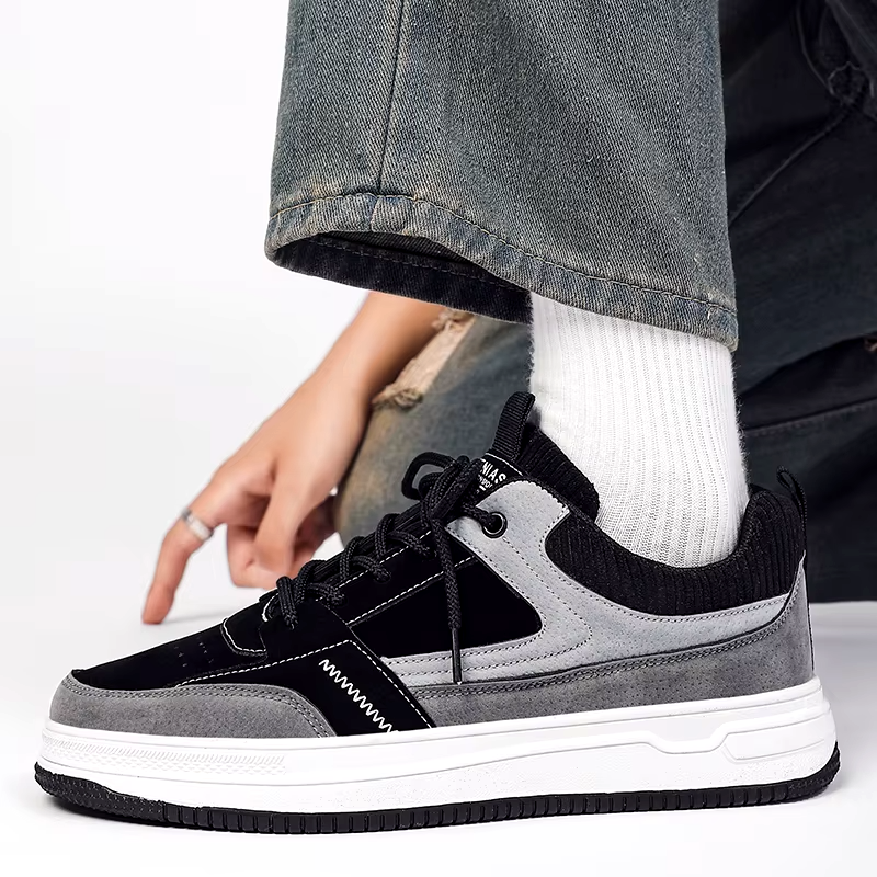 Oliver Patchwork Sneakers