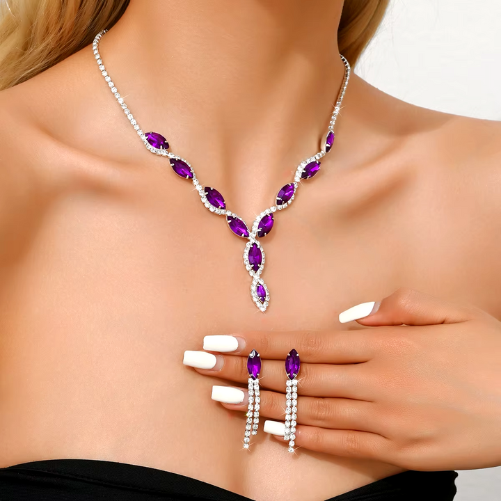 Veloura Necklace Set
