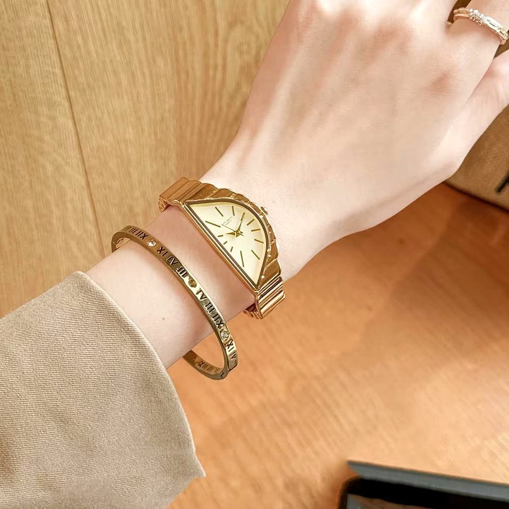 Luna Crescent Watch