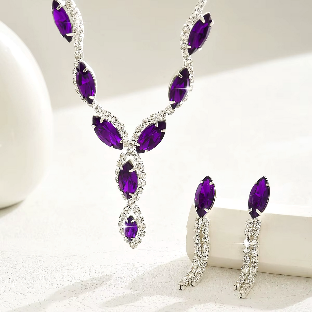 Veloura Necklace Set