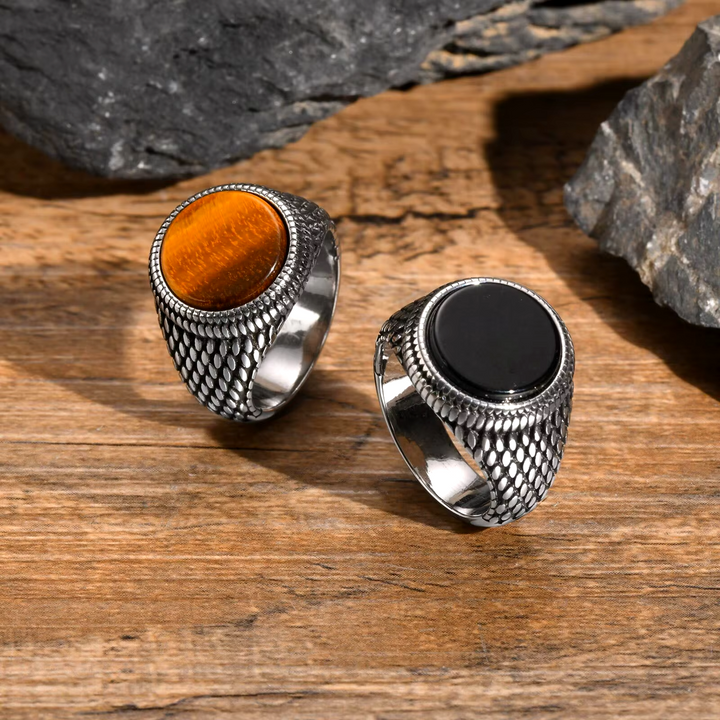 Valor Signet Ring