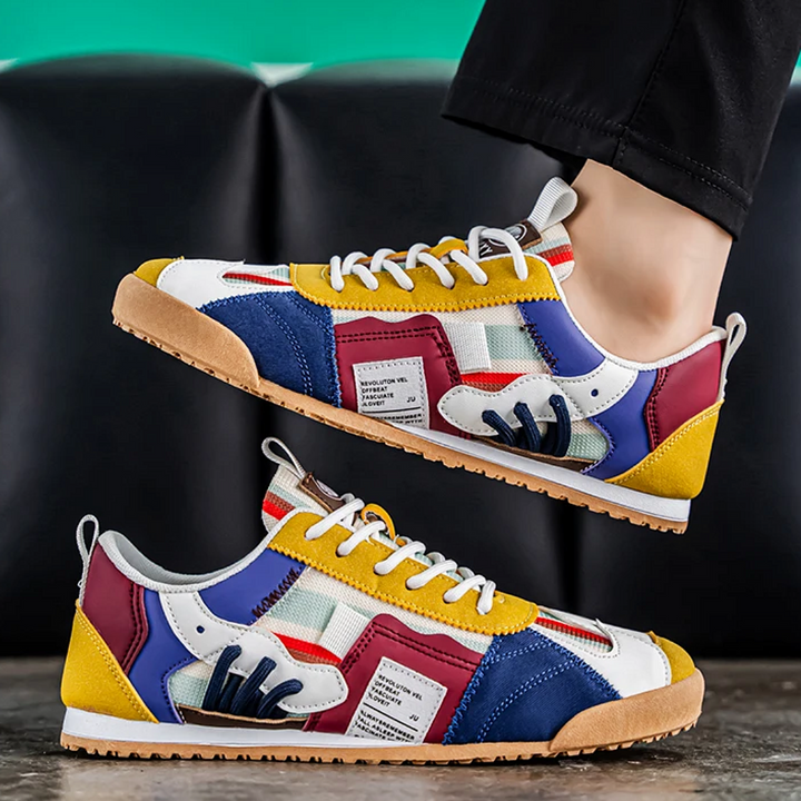 Brooks Sneaker