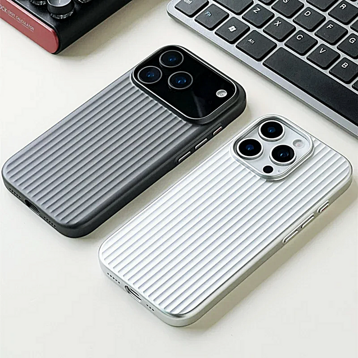 The Ribbed Case