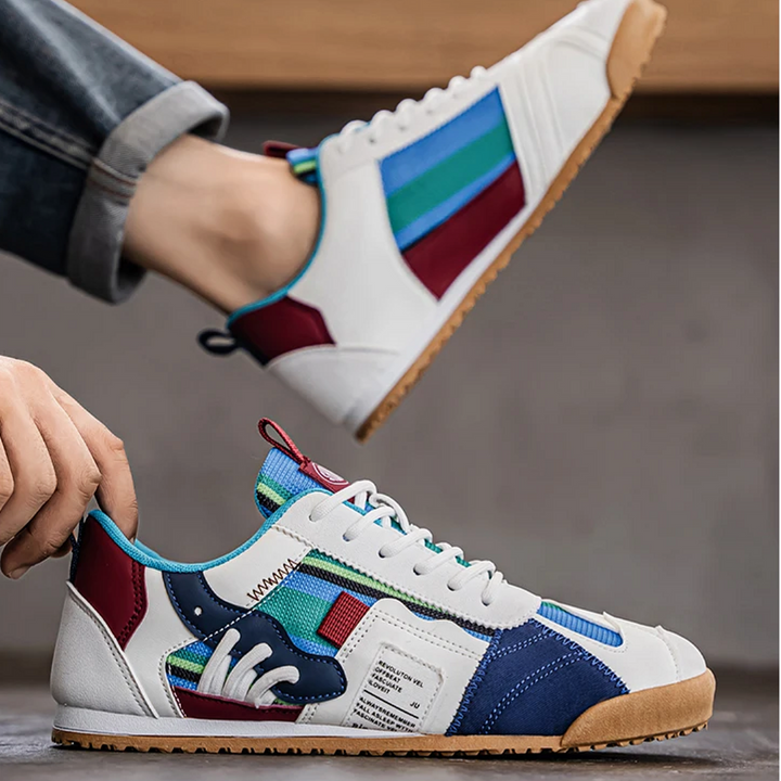 Brooks Sneaker
