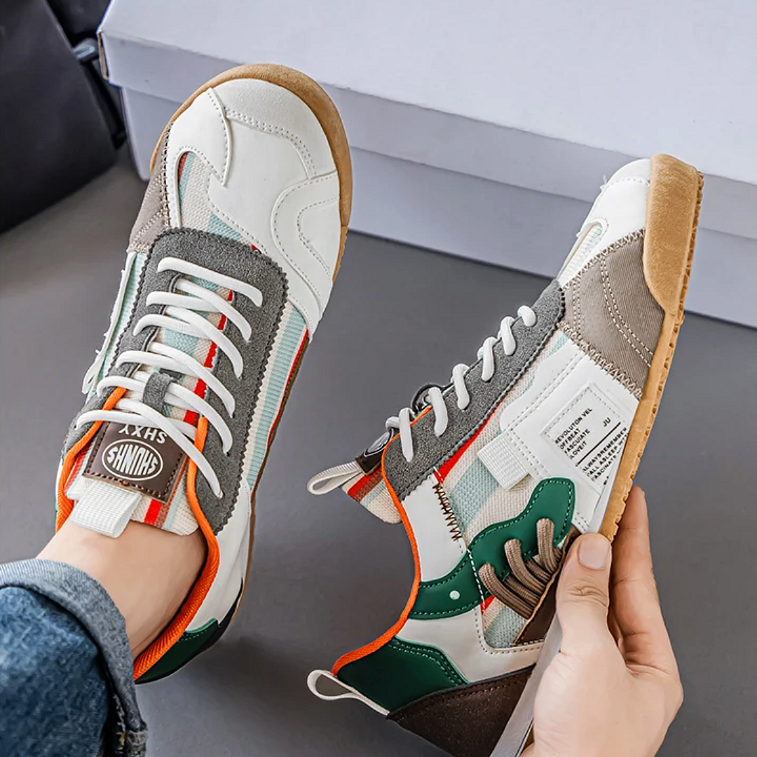 Brooks Sneaker