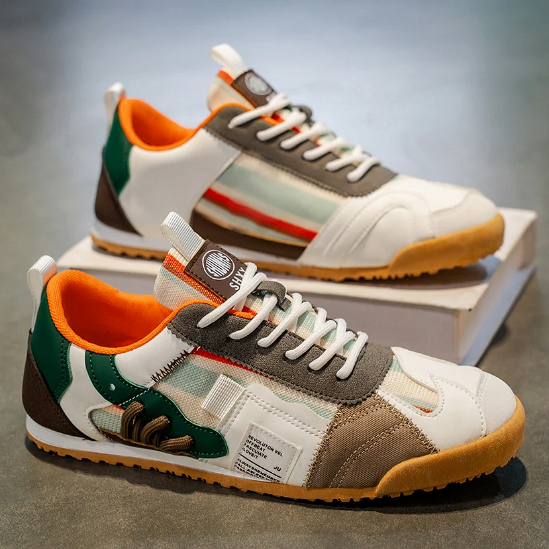 Brooks Sneaker