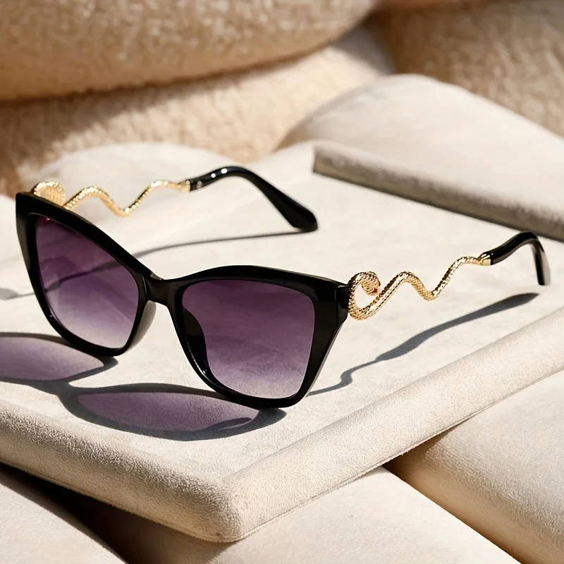 Medusa Cat-Eye Sunglasses